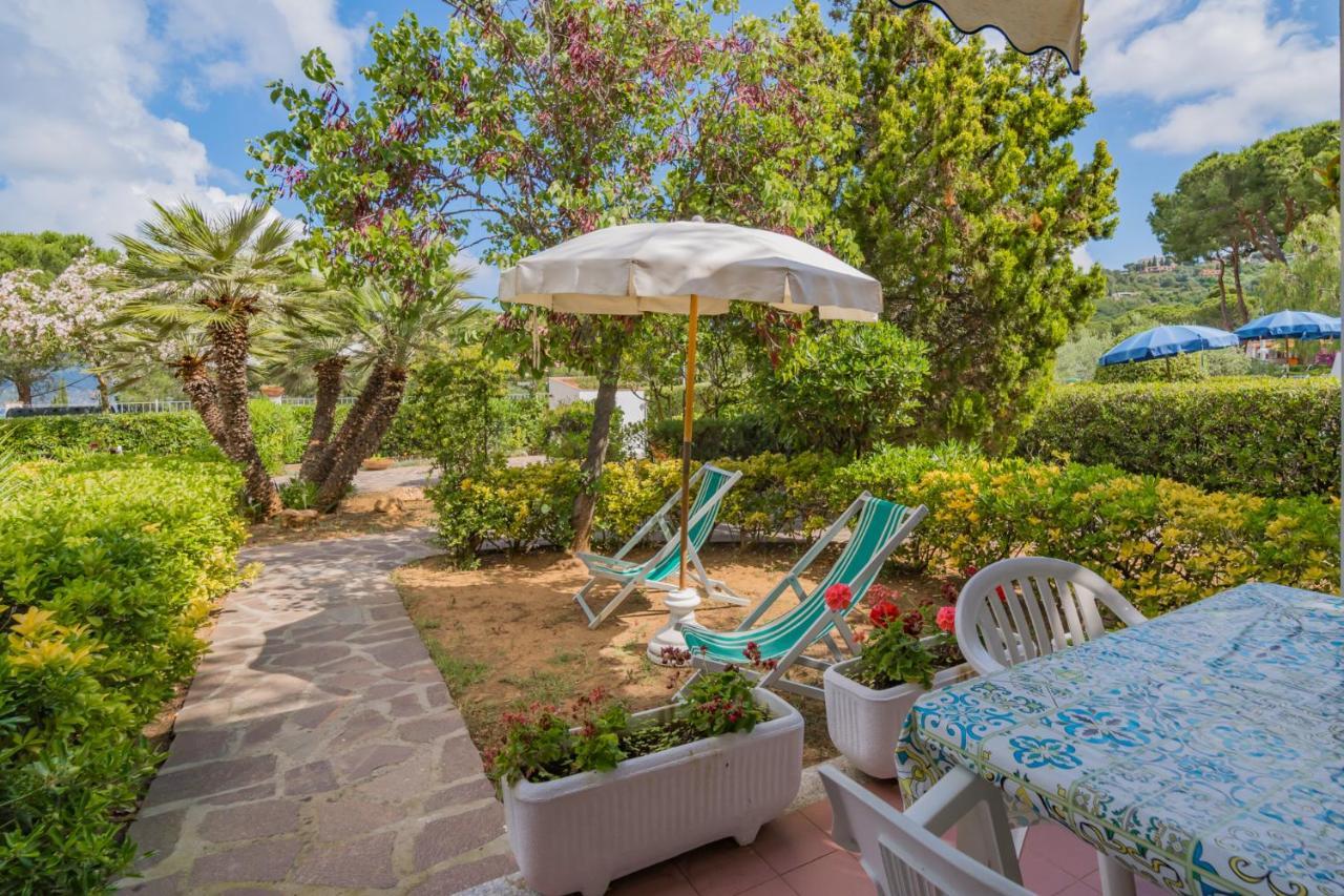 Residence Baia Delle Grazie Casa Morcone Экстерьер фото
