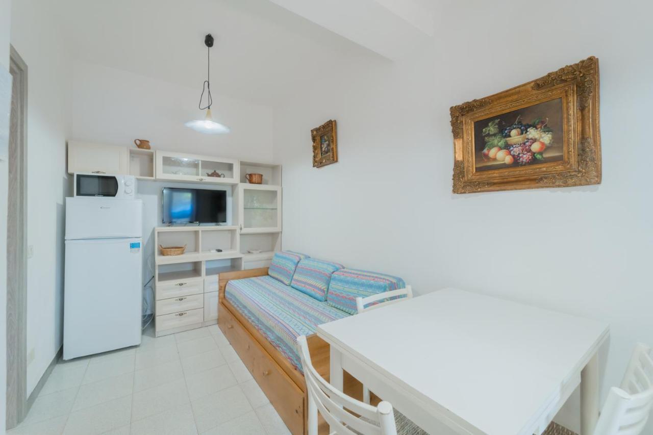 Residence Baia Delle Grazie Casa Morcone Экстерьер фото