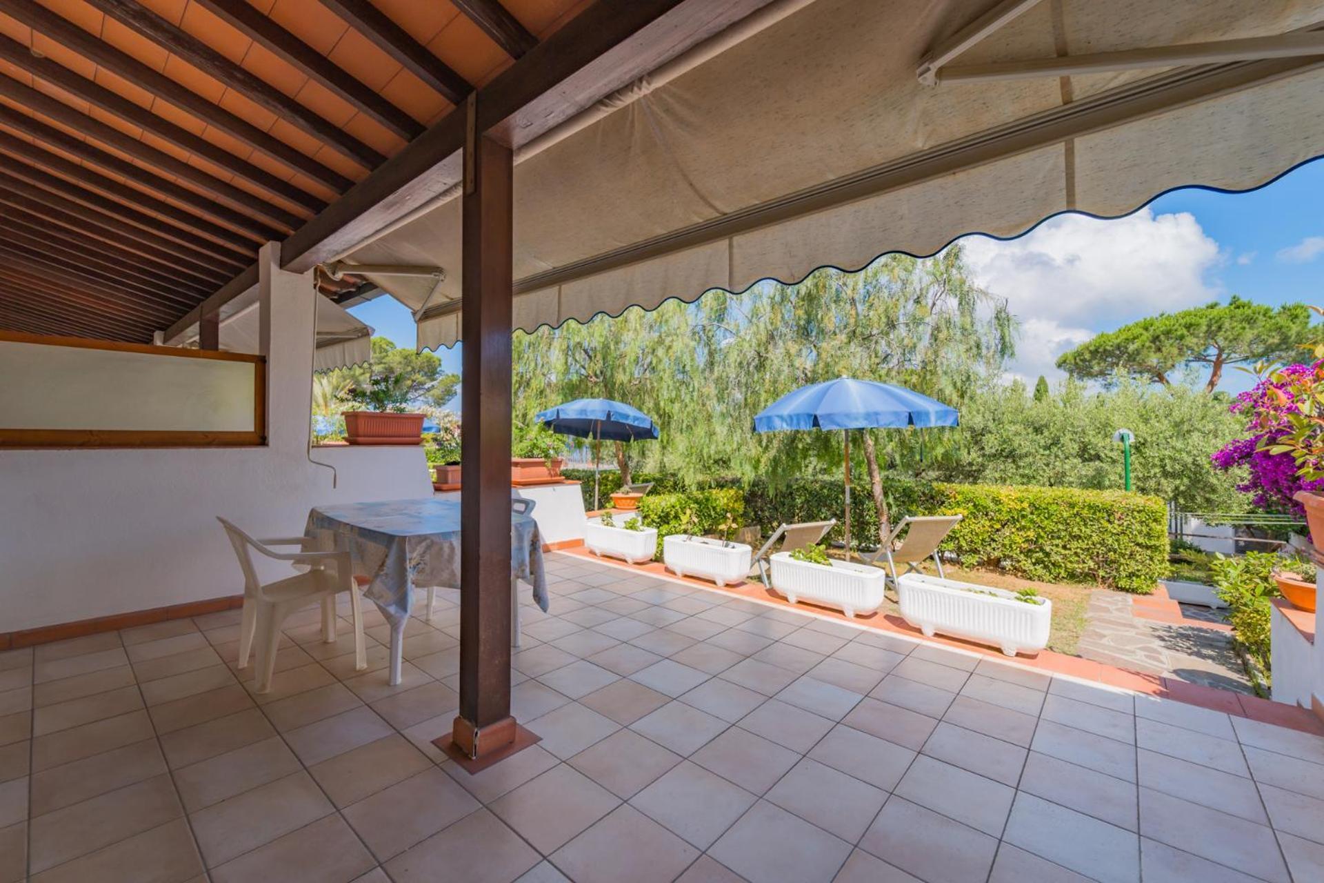 Residence Baia Delle Grazie Casa Morcone Экстерьер фото