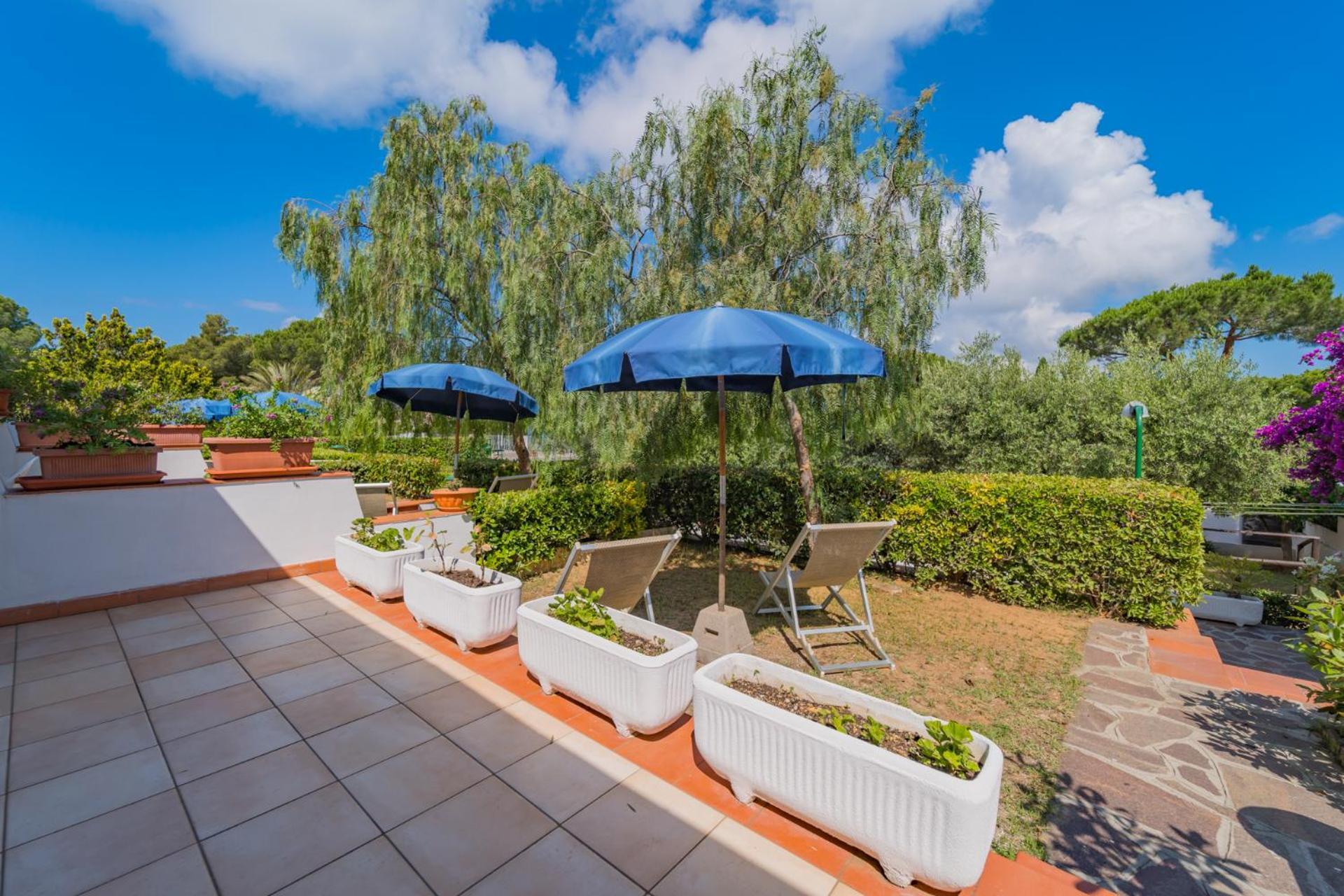 Residence Baia Delle Grazie Casa Morcone Экстерьер фото