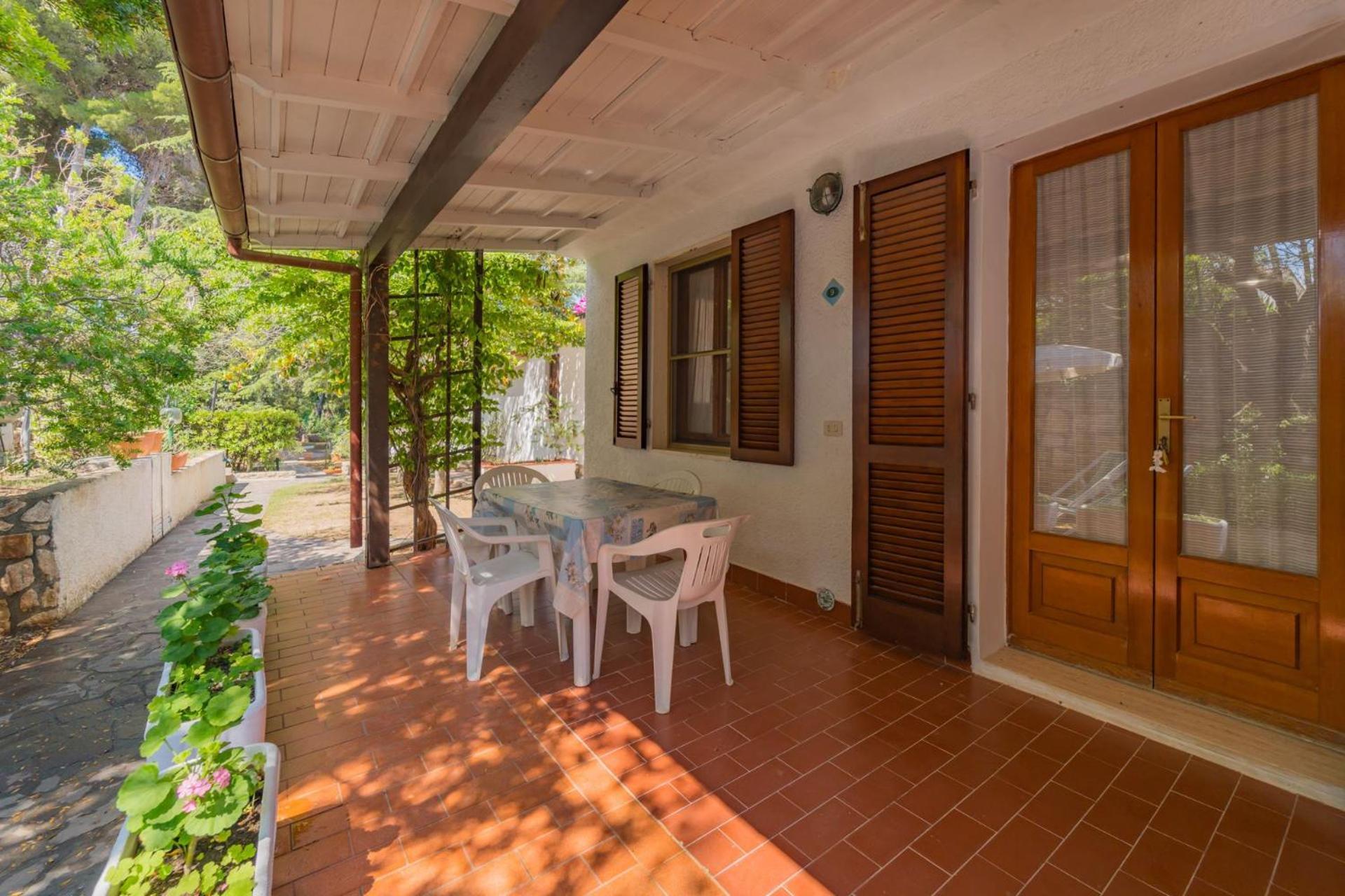 Residence Baia Delle Grazie Casa Morcone Номер фото